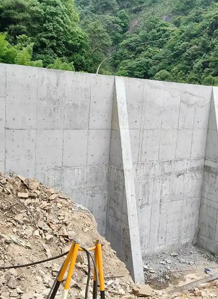 唐山丰润区重力式挡土墙