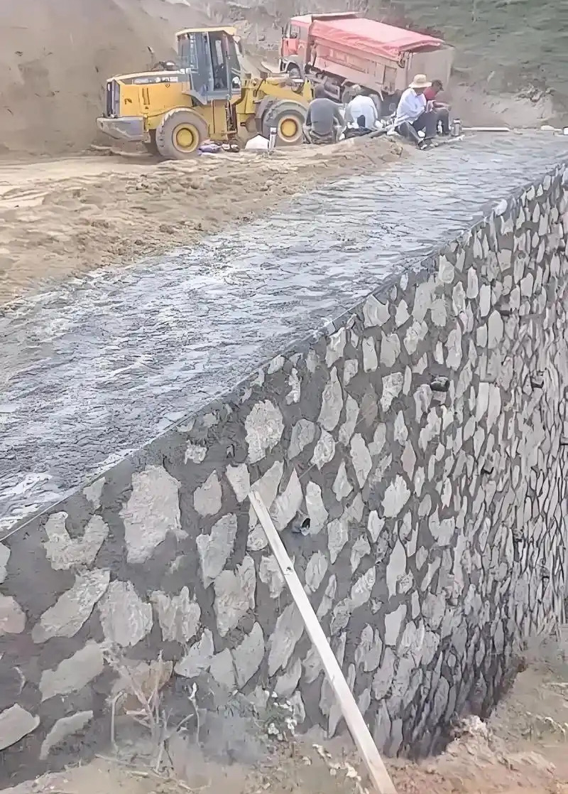 唐山丰润区边坡加固